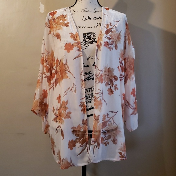 Forever 21 Tops - Forever 21 Contemporary Kimono
